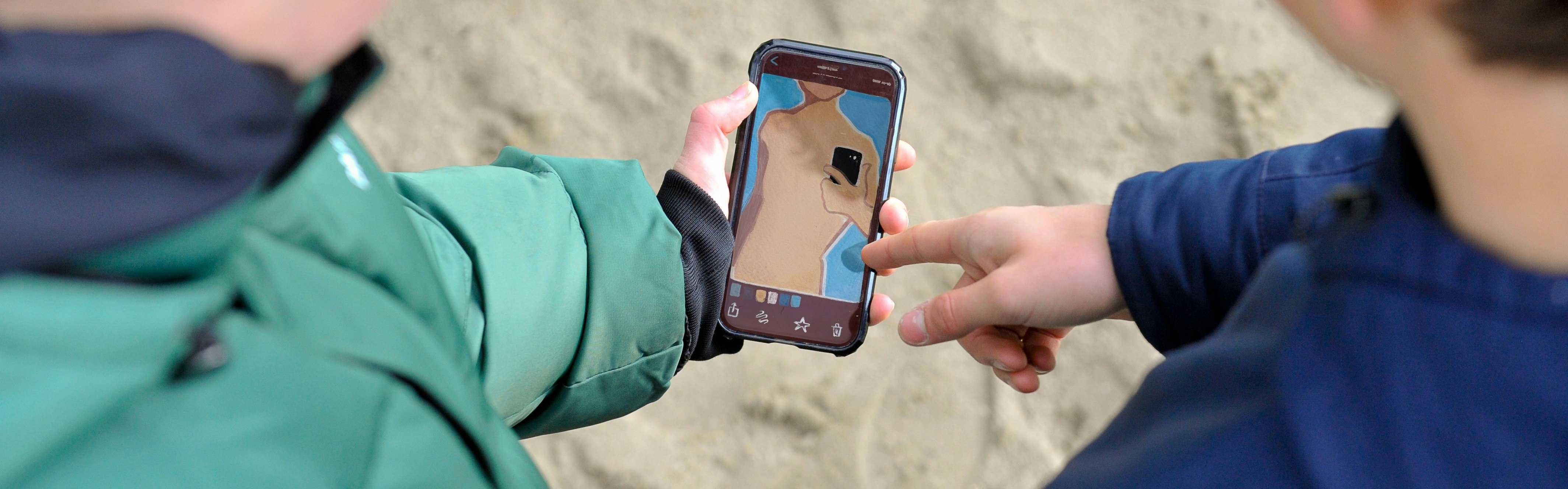 18c Wijzen Naar Mobiel Torso Jongen